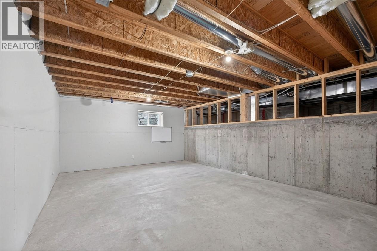 2478 Stone Grove Crescent, West Kelowna