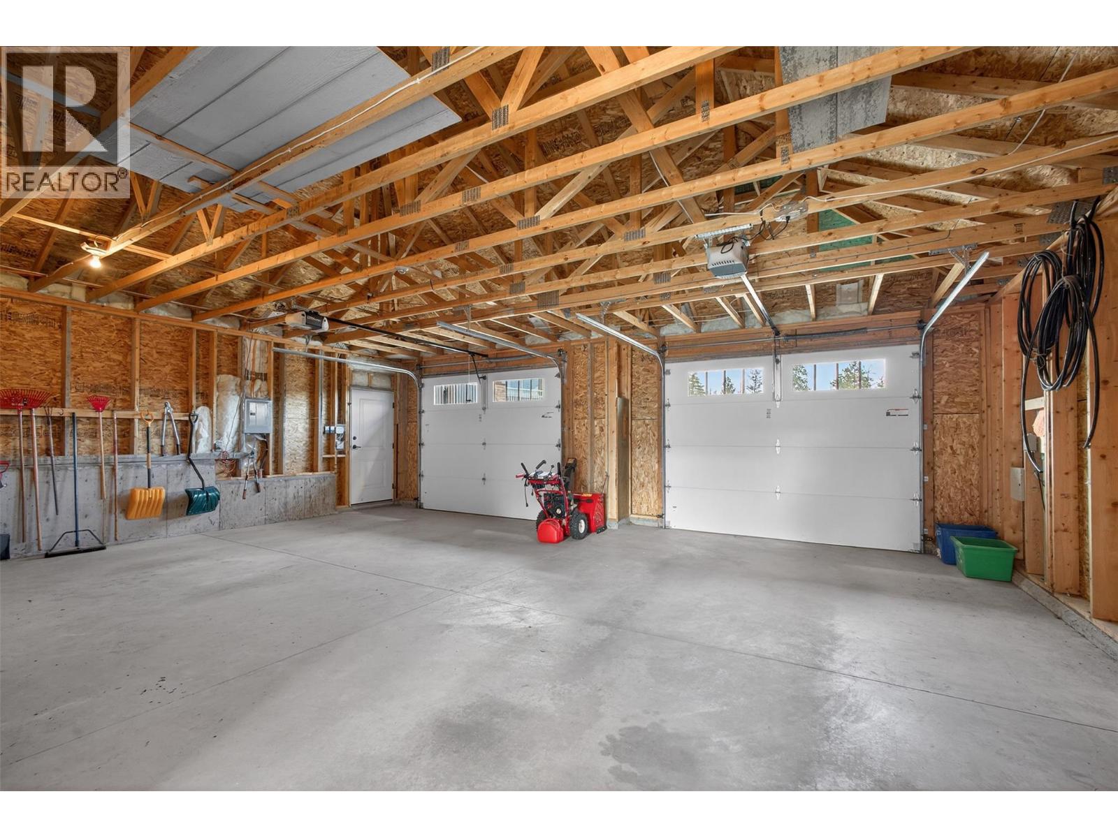 2478 Stone Grove Crescent, West Kelowna