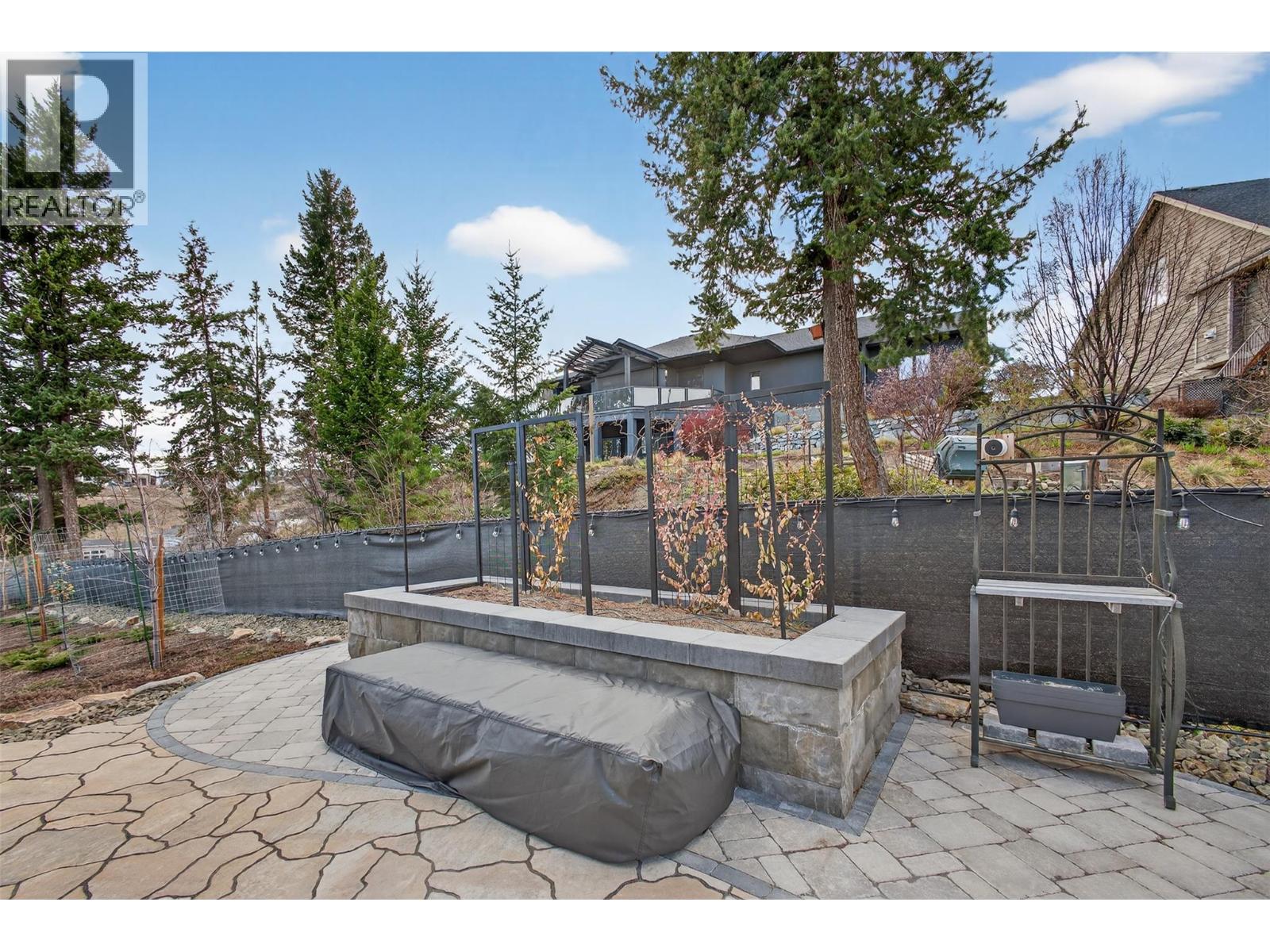 2478 Stone Grove Crescent, West Kelowna