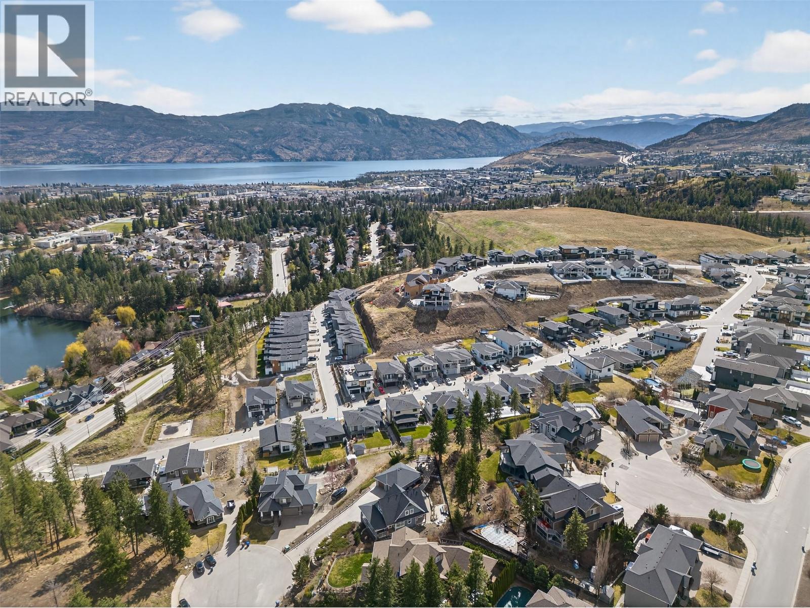 2478 Stone Grove Crescent, West Kelowna
