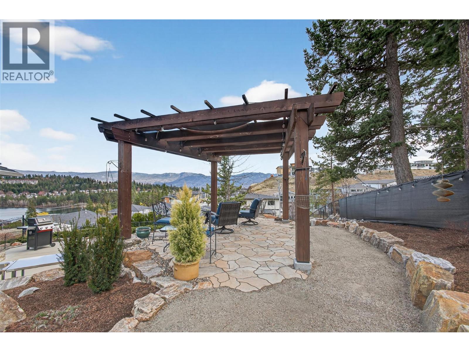 2478 Stone Grove Crescent, West Kelowna