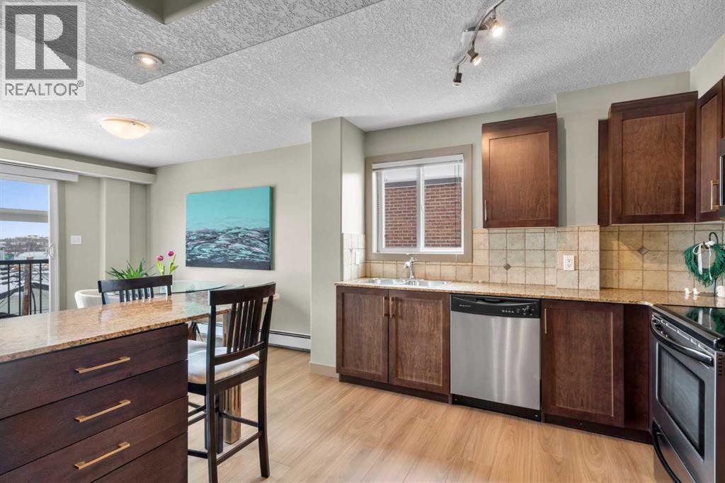 Single Family House for Sale in    Avenue SW Sunalta Calgary 