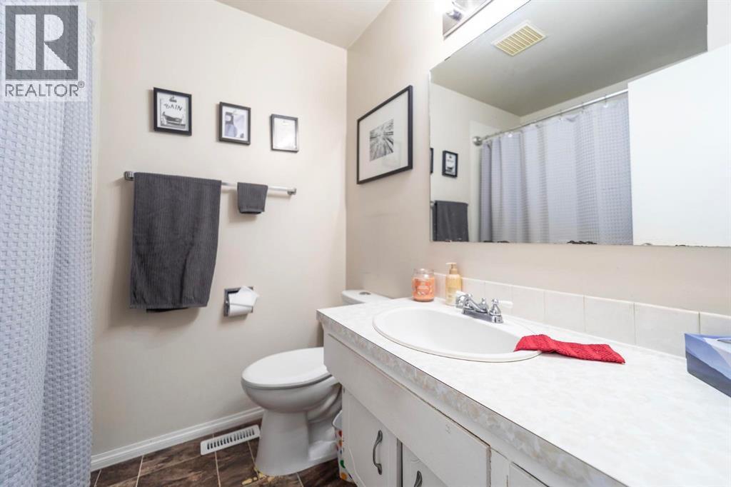 3611A 66A STREET - 14