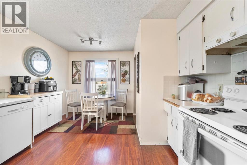 3611A 66A STREET - 5