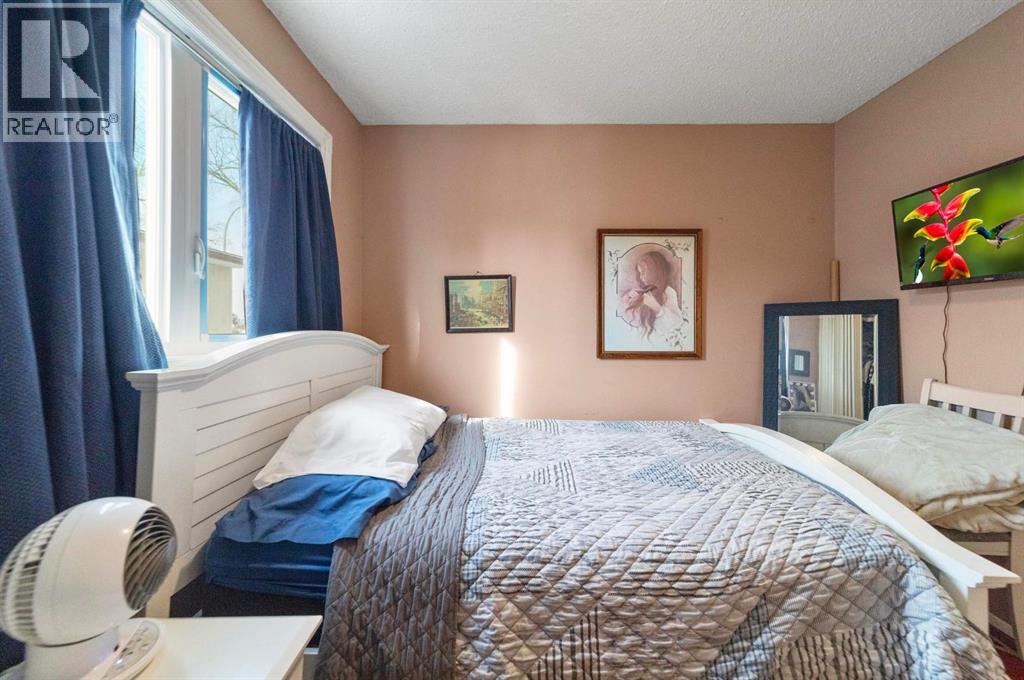 3611A 66A STREET - 9