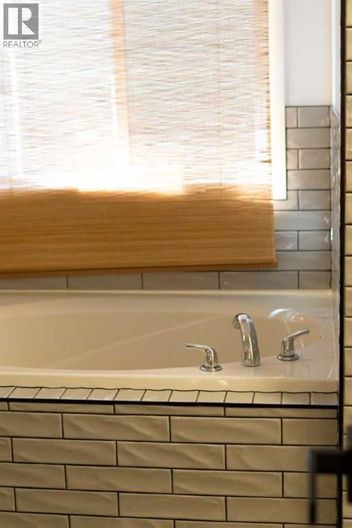 Single Family House for Sale in  Chapalina Terrace SE Chaparral Calgary 