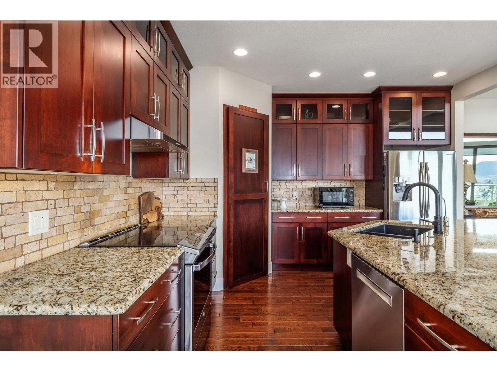 5987 Meldrum Place, Peachland