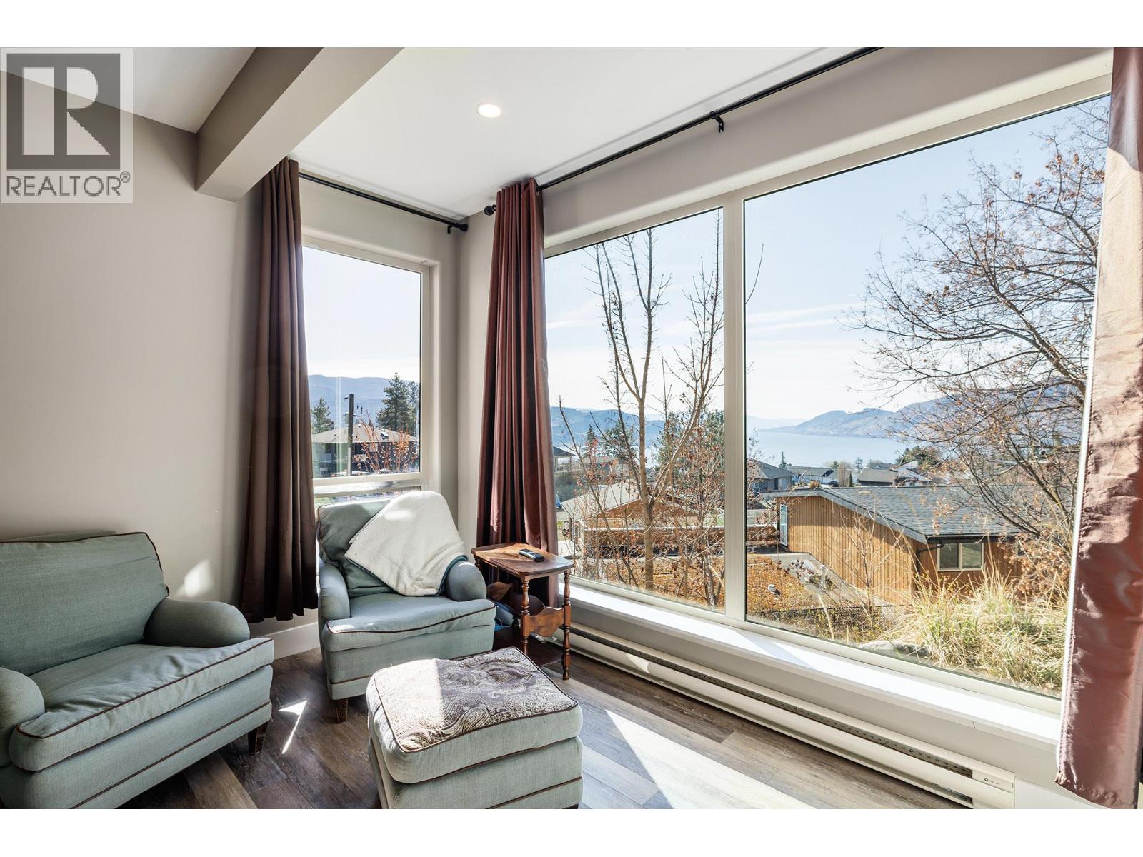 5987 Meldrum Place, Peachland