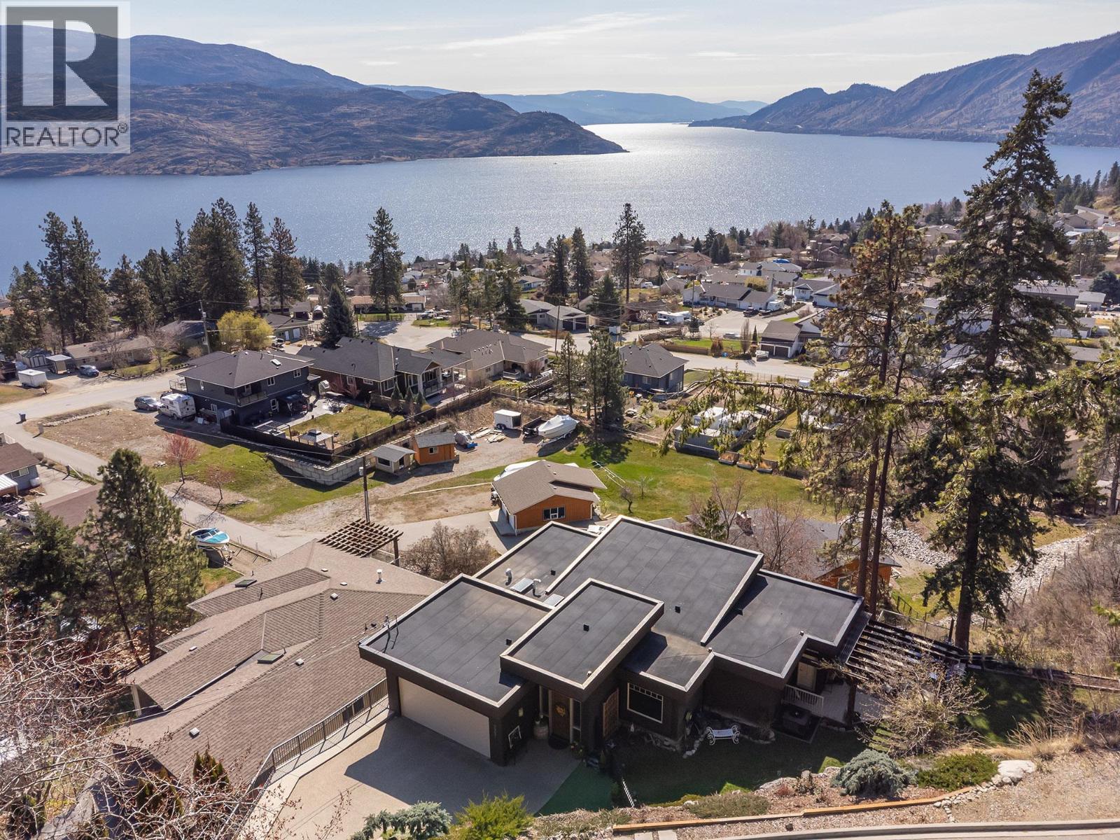 5987 Meldrum Place, Peachland