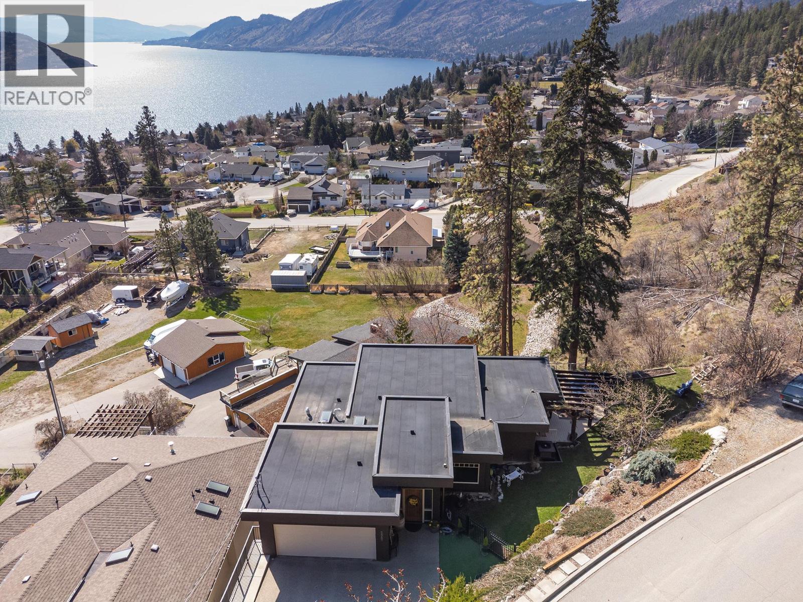 5987 Meldrum Place, Peachland