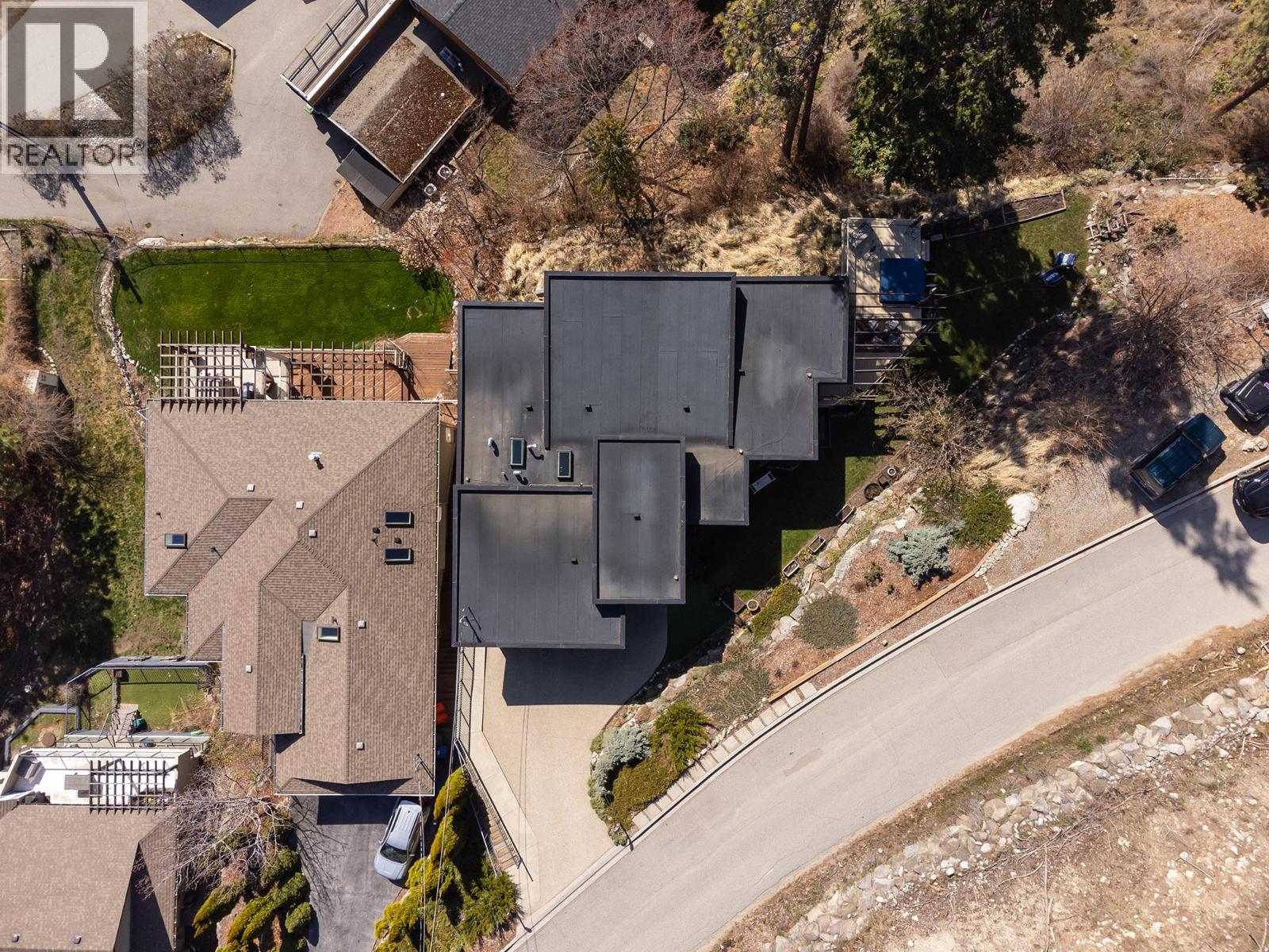 5987 Meldrum Place, Peachland