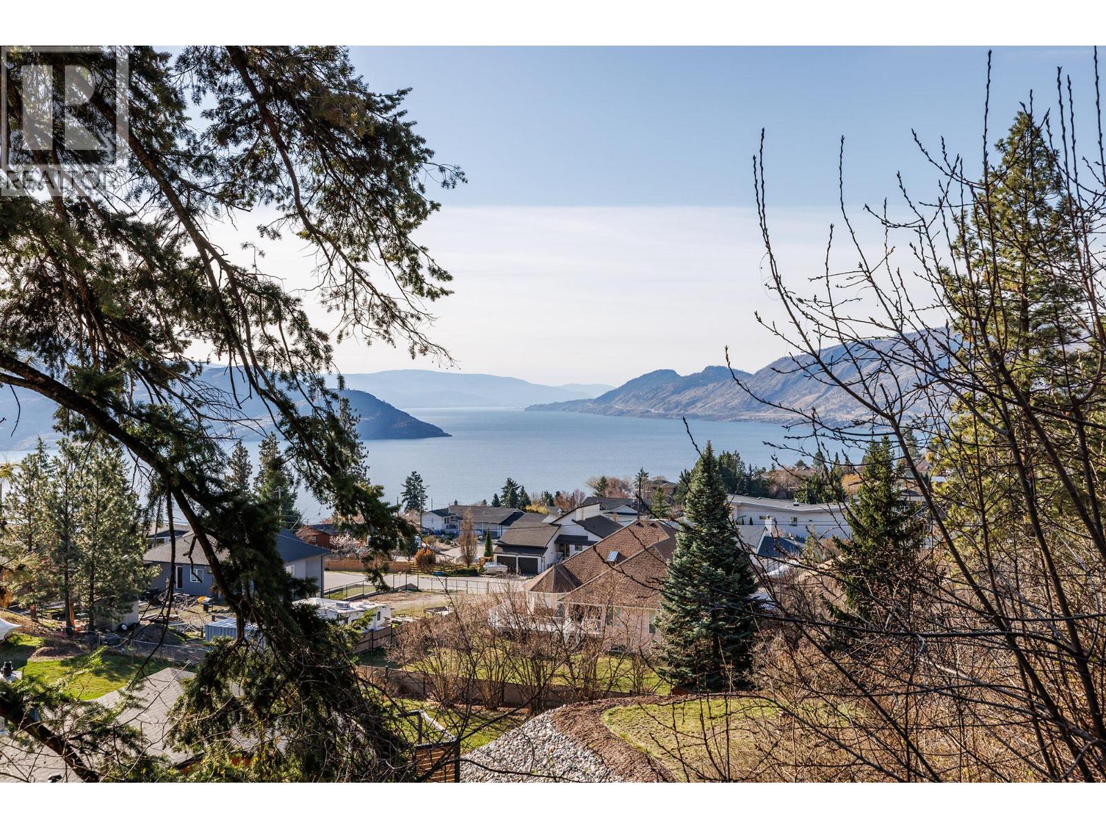 5987 Meldrum Place, Peachland