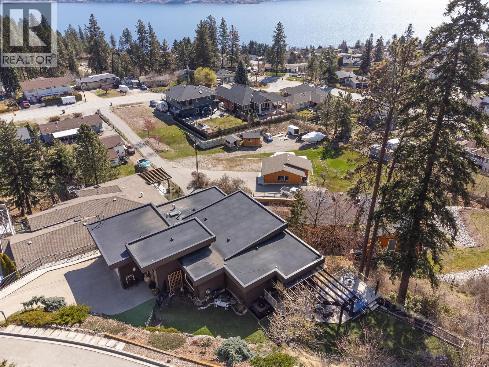 5987 Meldrum Place, Peachland