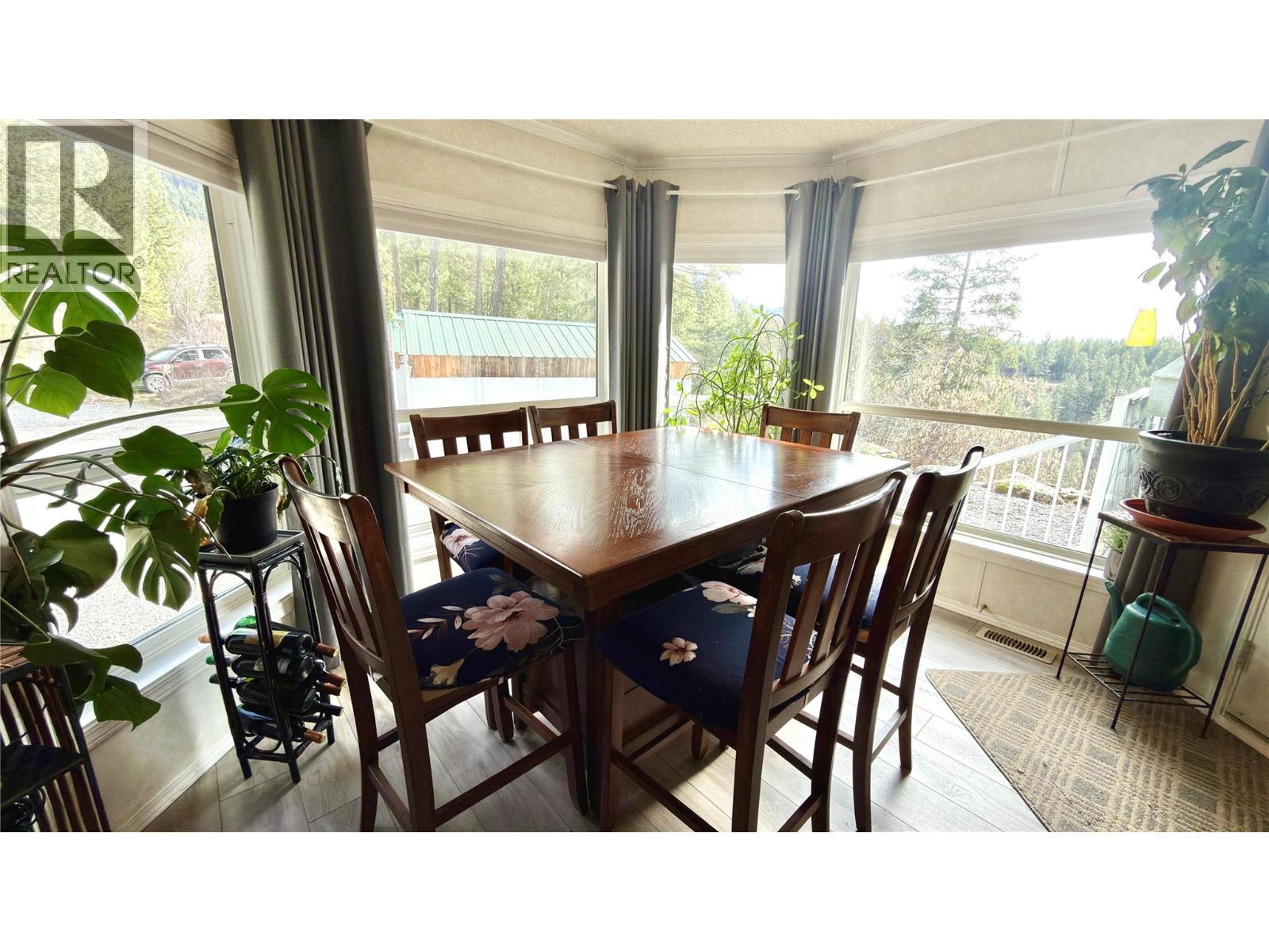 7743 MCRAE Road, Christina Lake