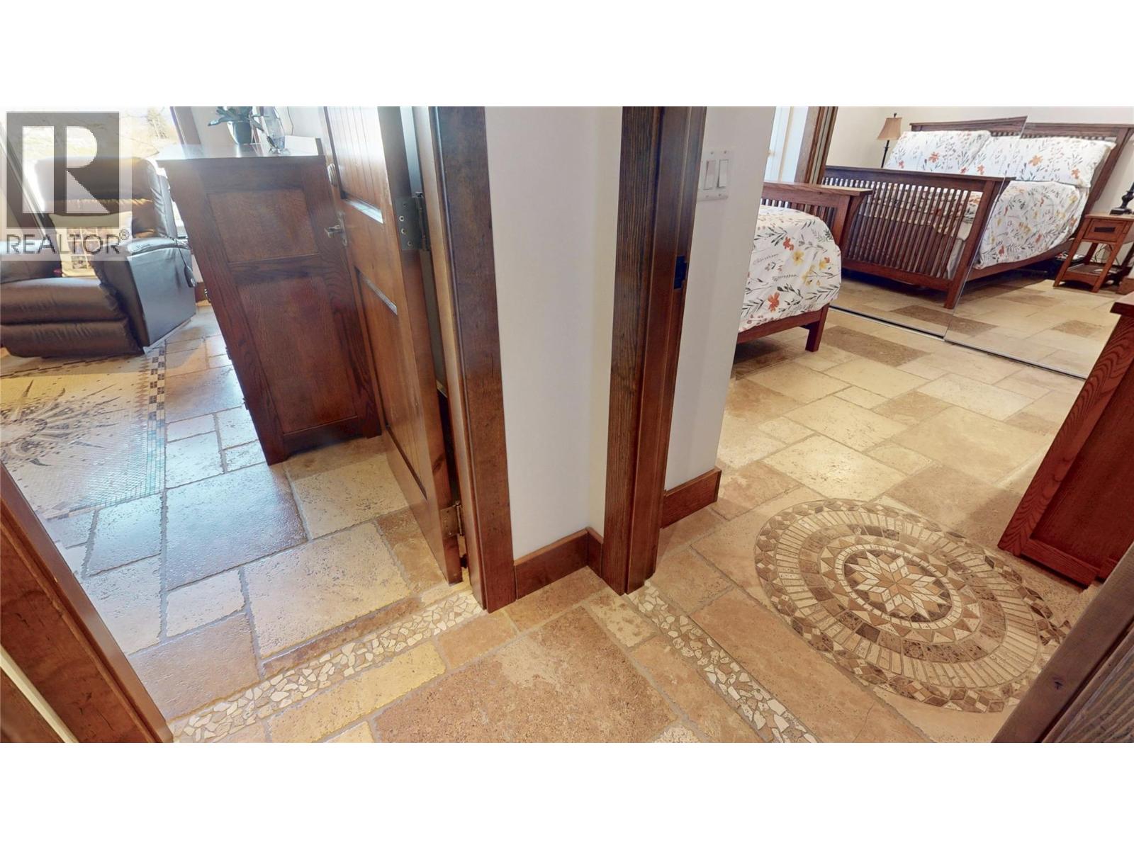 #201 4200 BEACH AVENUE - 40