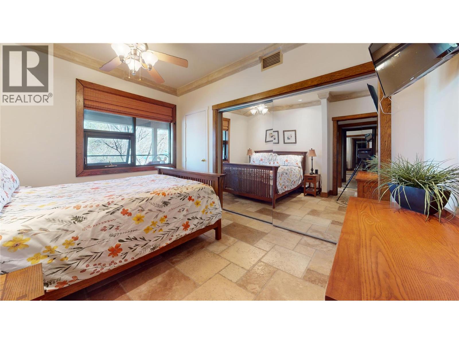 #201 4200 BEACH AVENUE - 44