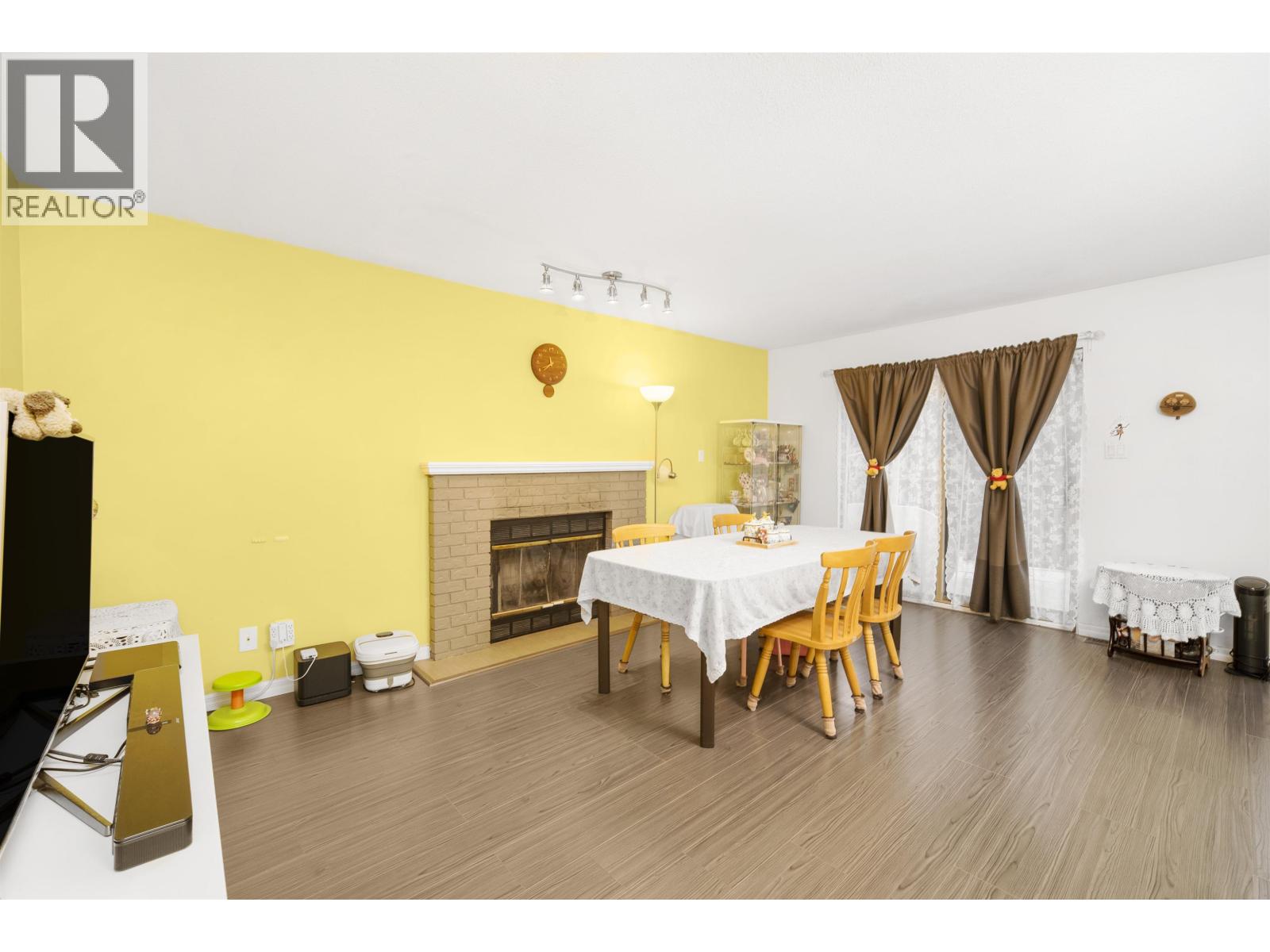 1931 WESTVIEW DRIVE, North Vancouver