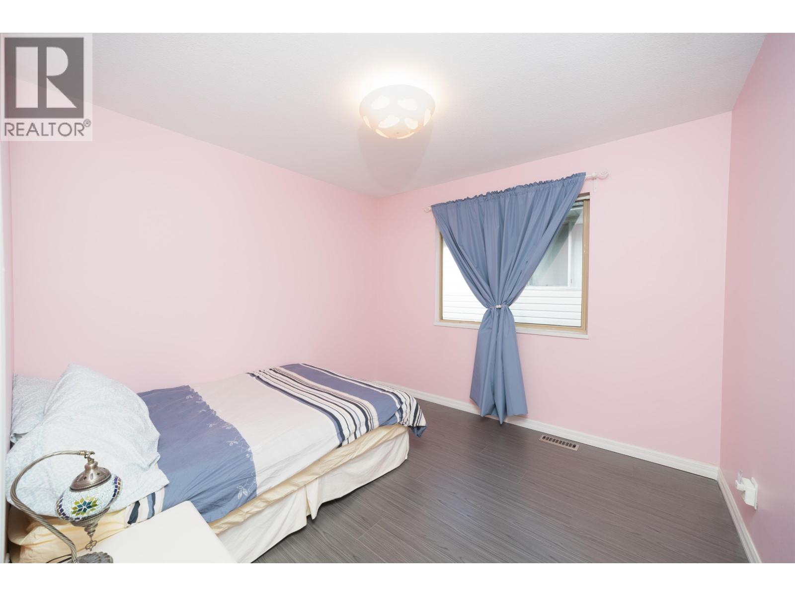 1931 WESTVIEW DRIVE, North Vancouver