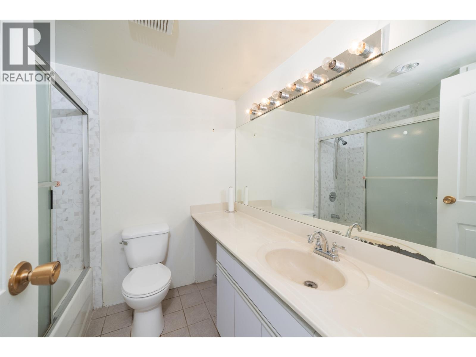 1931 WESTVIEW DRIVE, North Vancouver
