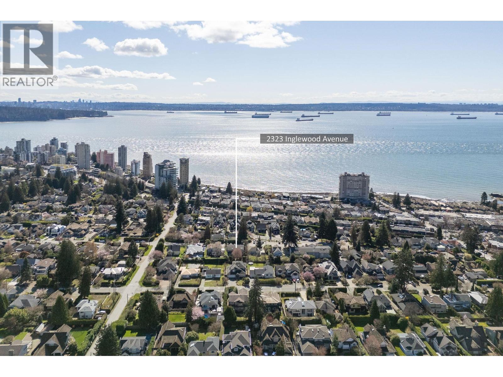 2323 INGLEWOOD AVENUE, West Vancouver