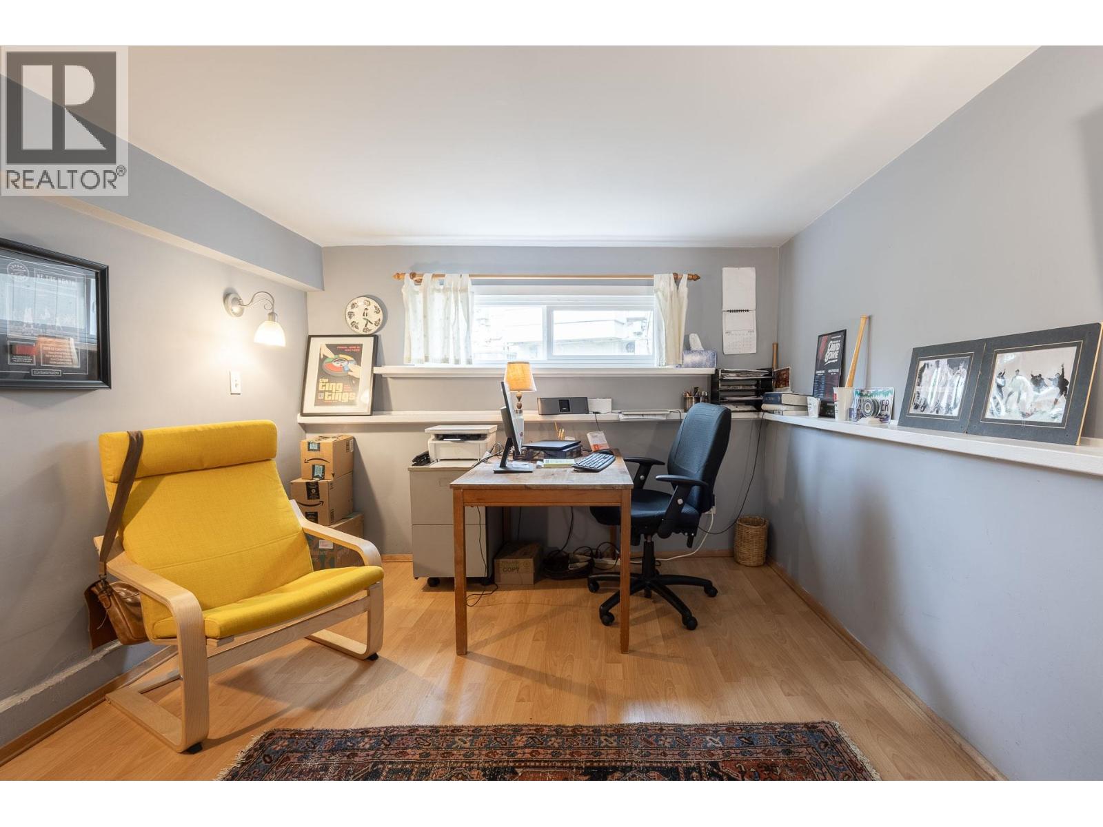 106 COLLEGE COURT, New Westminster