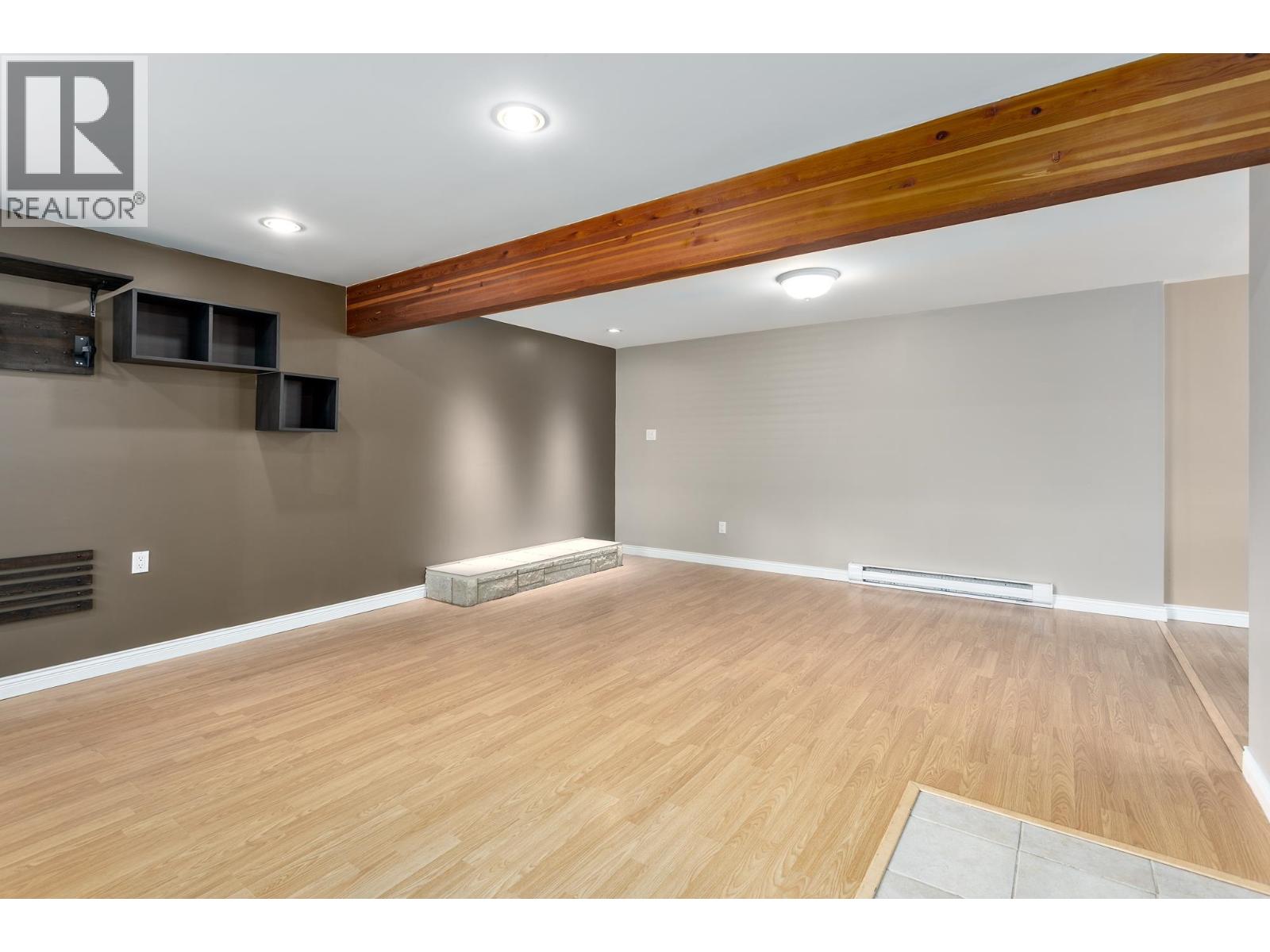 40251 KALODON ROAD, Squamish