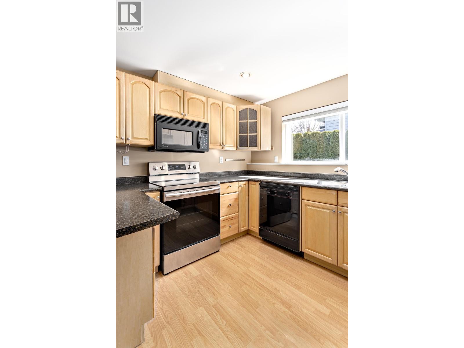 40251 KALODON ROAD, Squamish