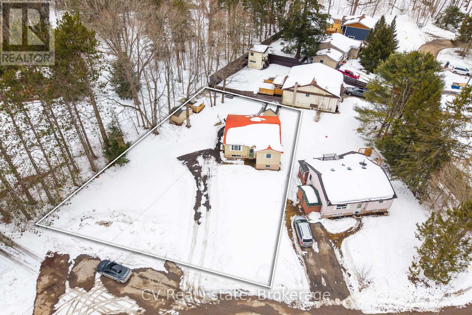 165 WATSON LANE - 32