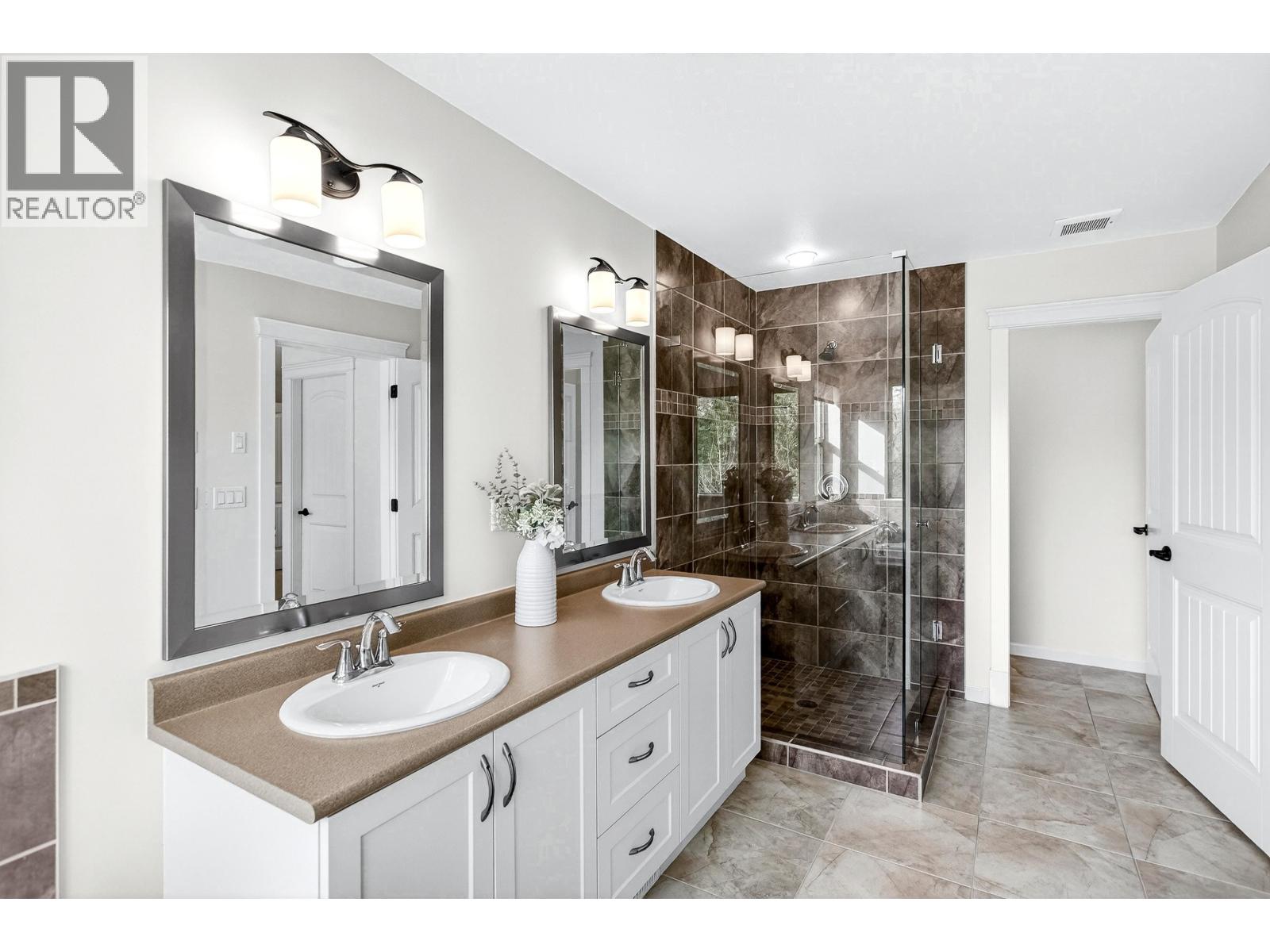 24409 KIMOLA DRIVE, Maple Ridge