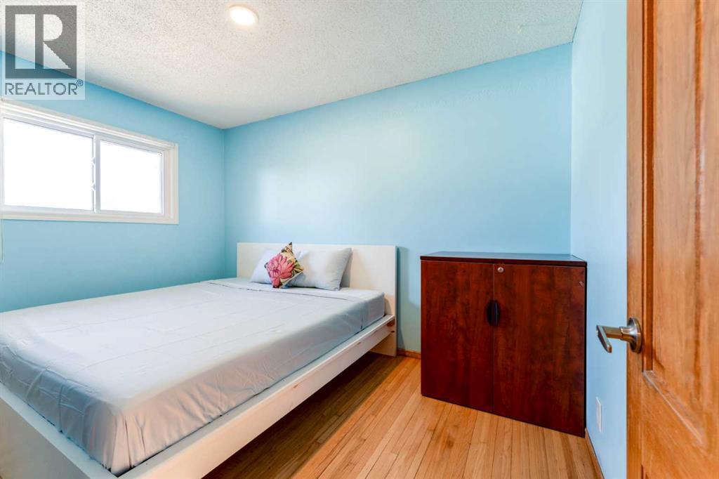 Single Family House Bungalow for Sale in  Cottonwood Crescent SE Southview Calgary 