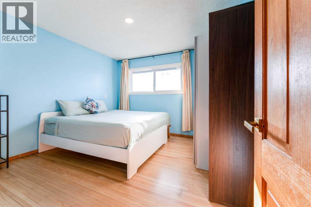 Single Family House Bungalow for Sale in  Cottonwood Crescent SE Southview Calgary 