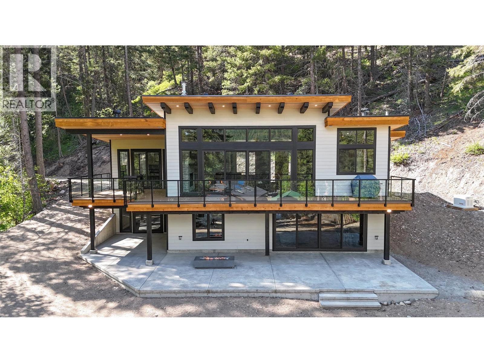 2894 Coalmont Road, Tulameen