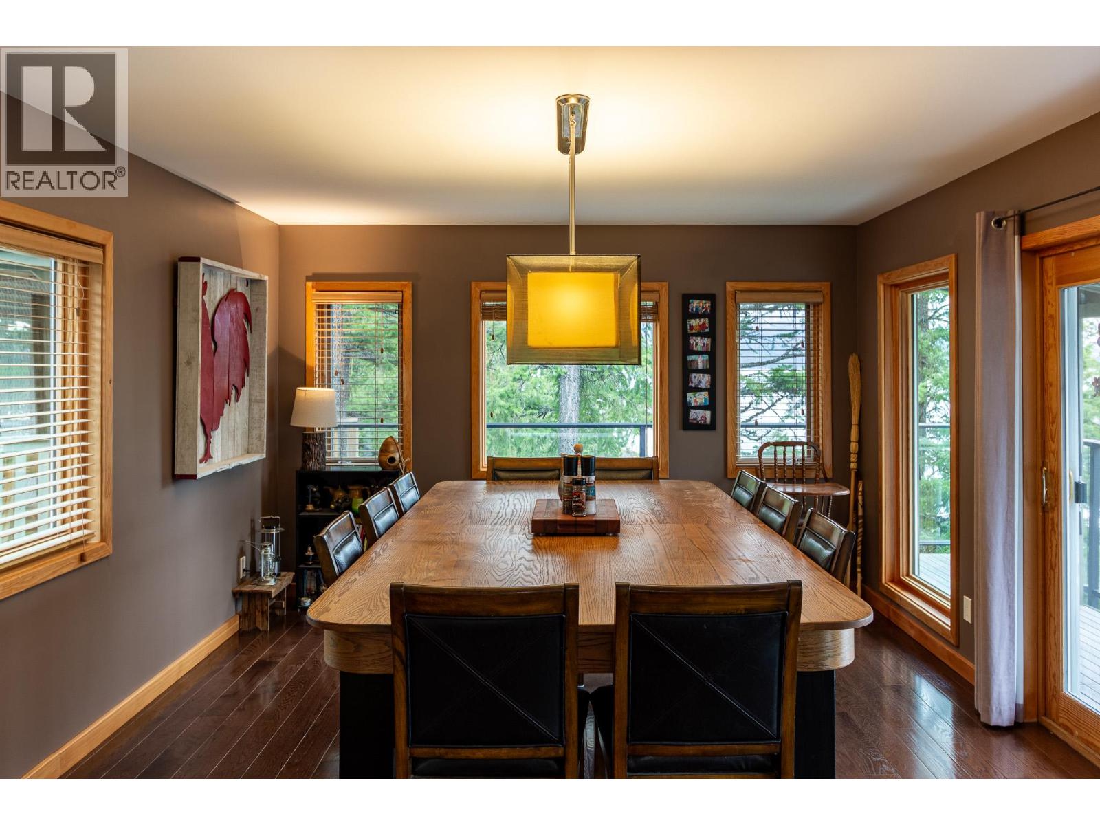 17222 Pilot Bay Road, Kootenay Bay