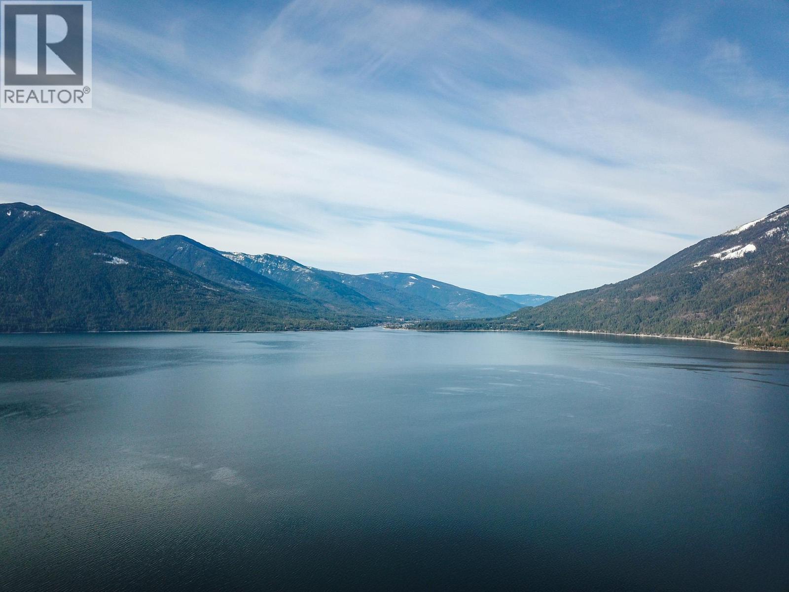 17222 Pilot Bay Road, Kootenay Bay