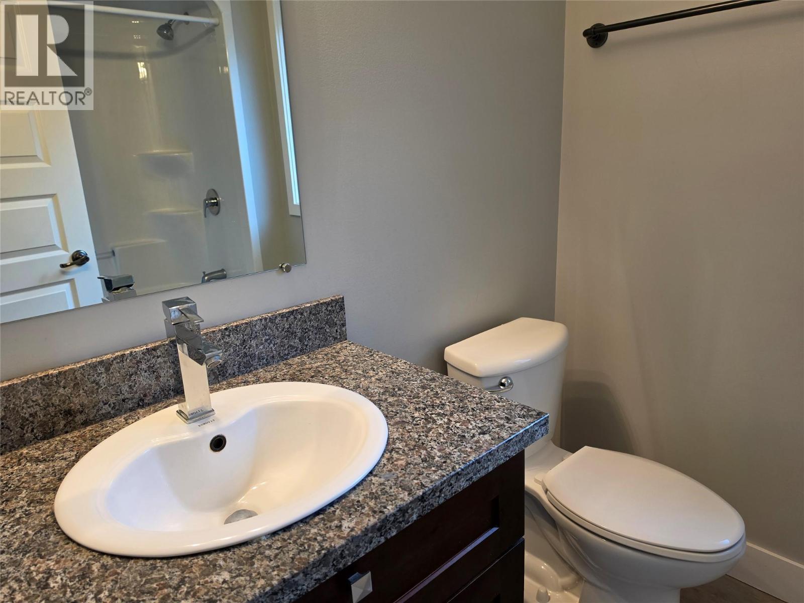 2410 PERRIER Lane Unit# B, Nelson