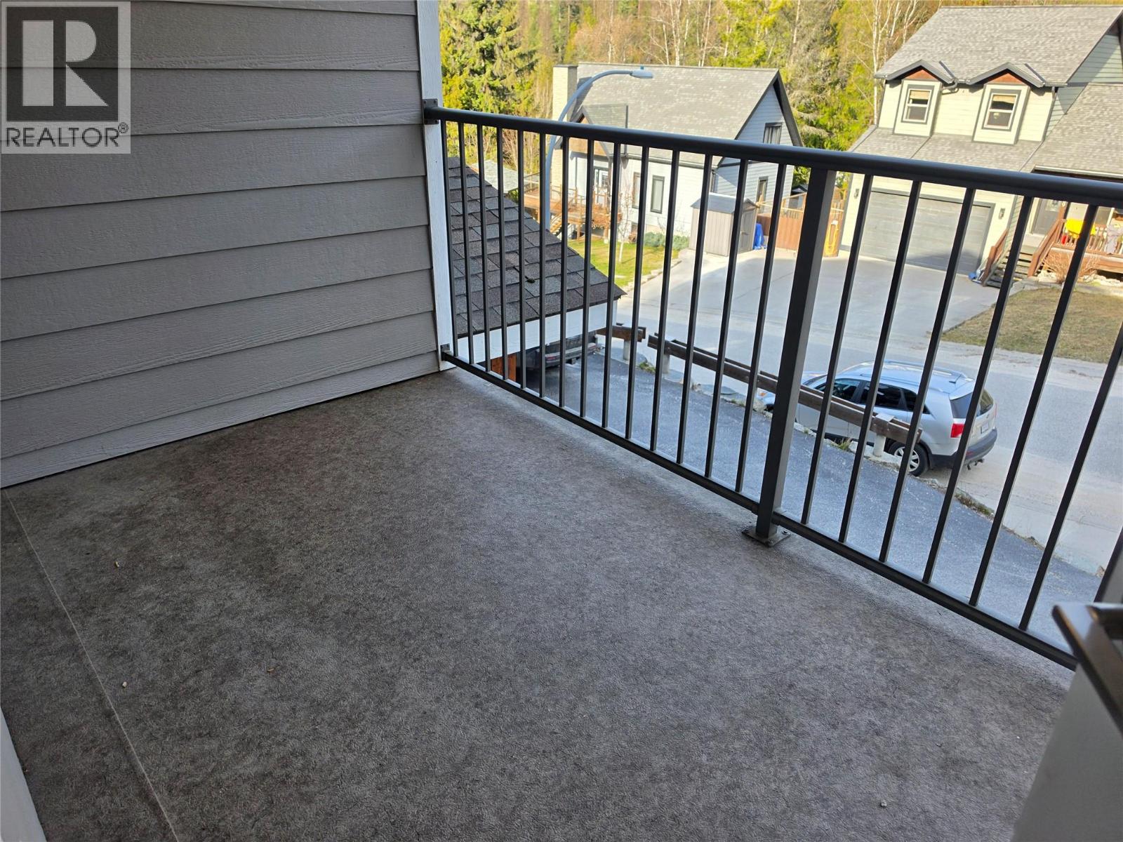 2410 PERRIER Lane Unit# B, Nelson