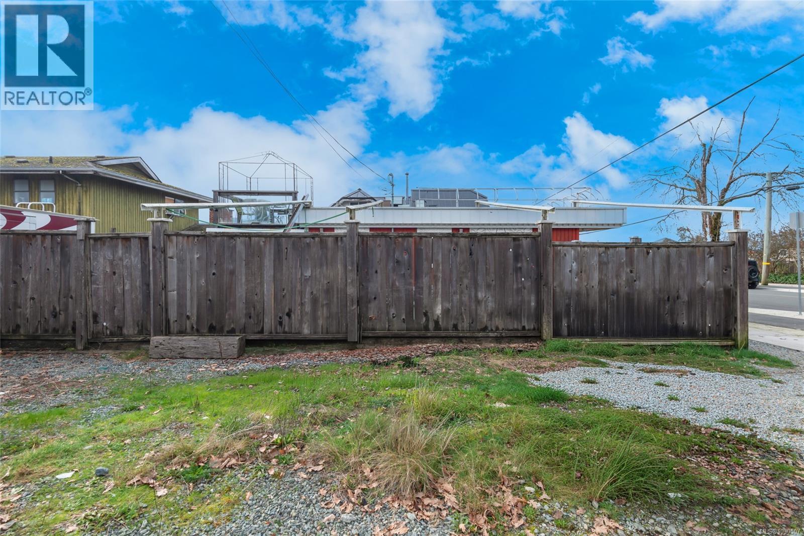 4102 Burde St, Port Alberni