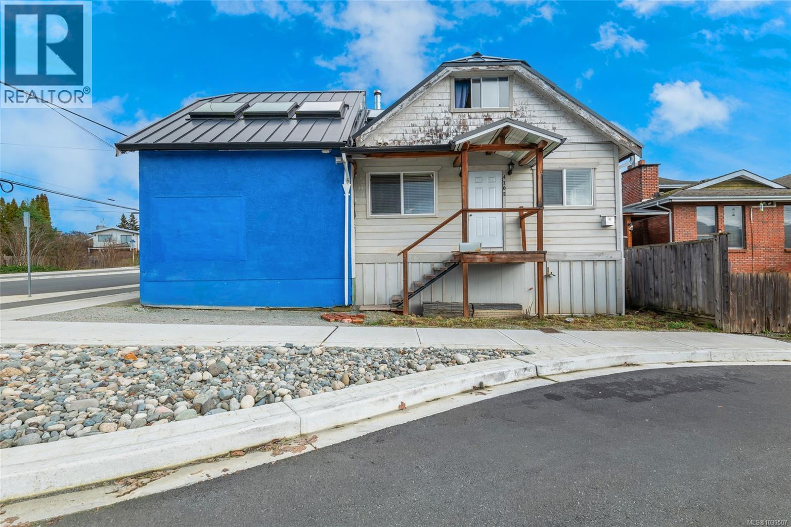 4102 Burde St, Port Alberni