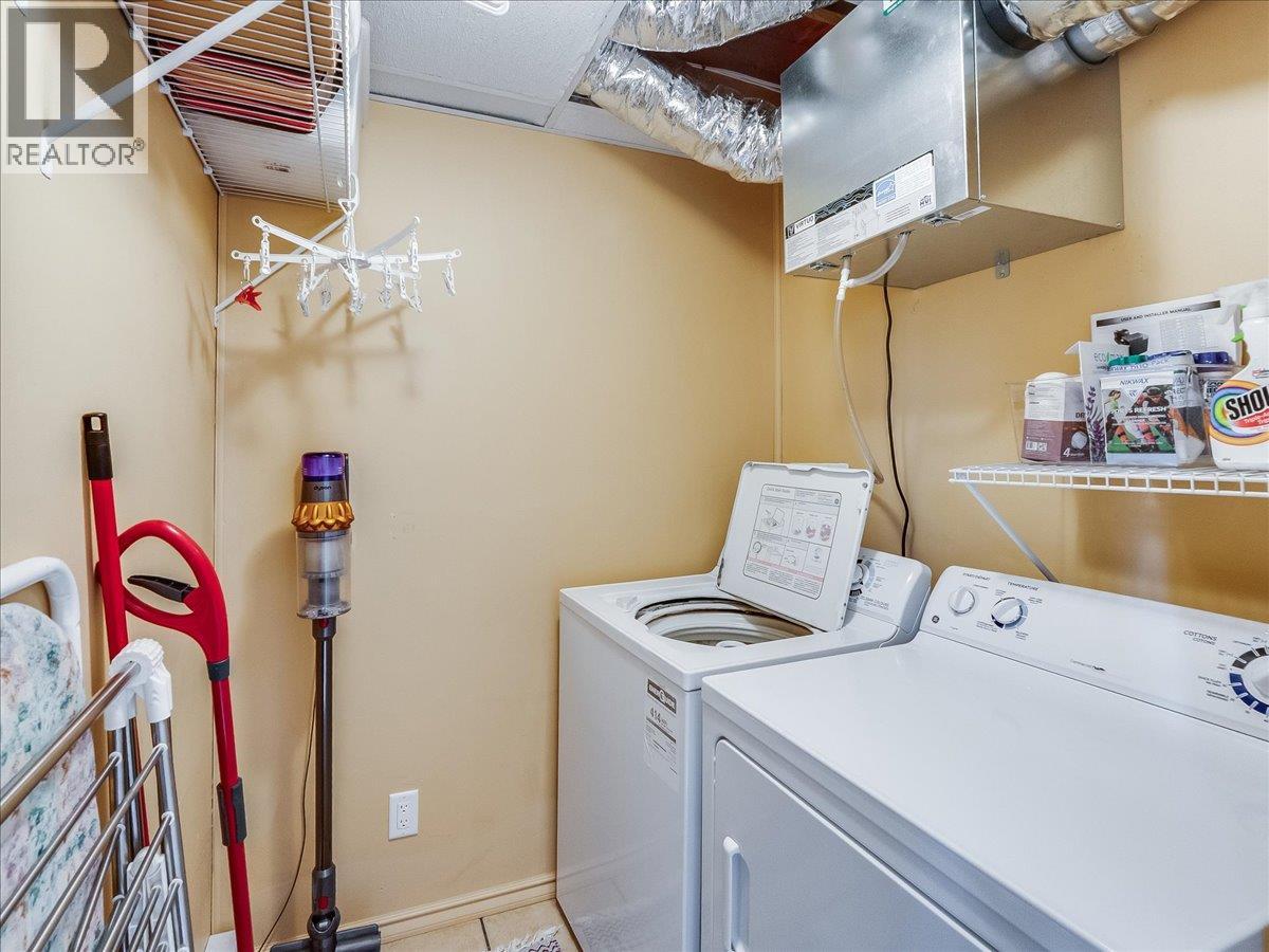 4 Monashee Place, Rossland