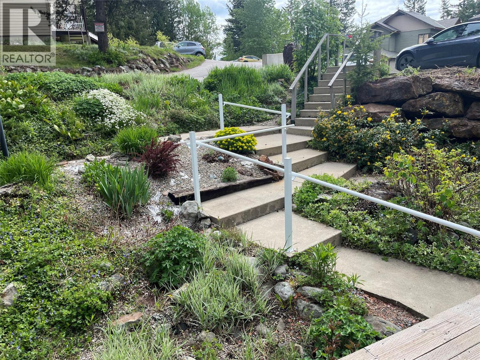 4 Monashee Place, Rossland