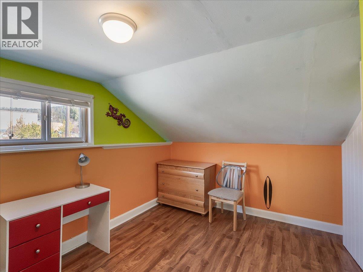 2243 First Avenue, Rossland