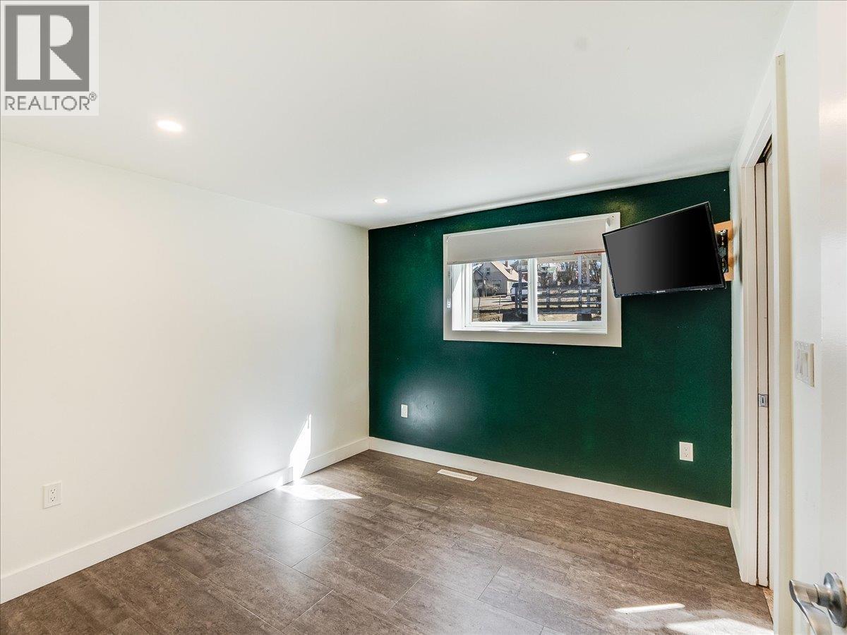 2243 First Avenue, Rossland