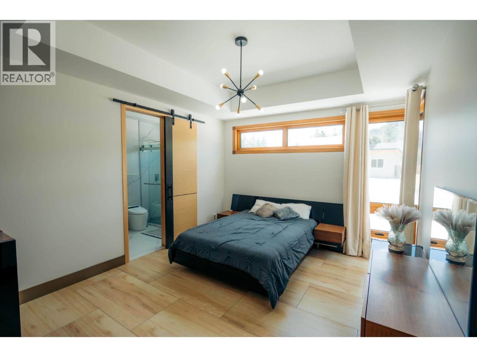 2465 COALCHUTE Road - 34
