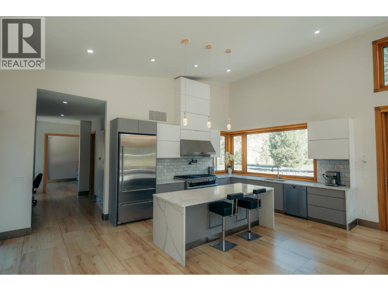 2465 COALCHUTE ROAD - 18