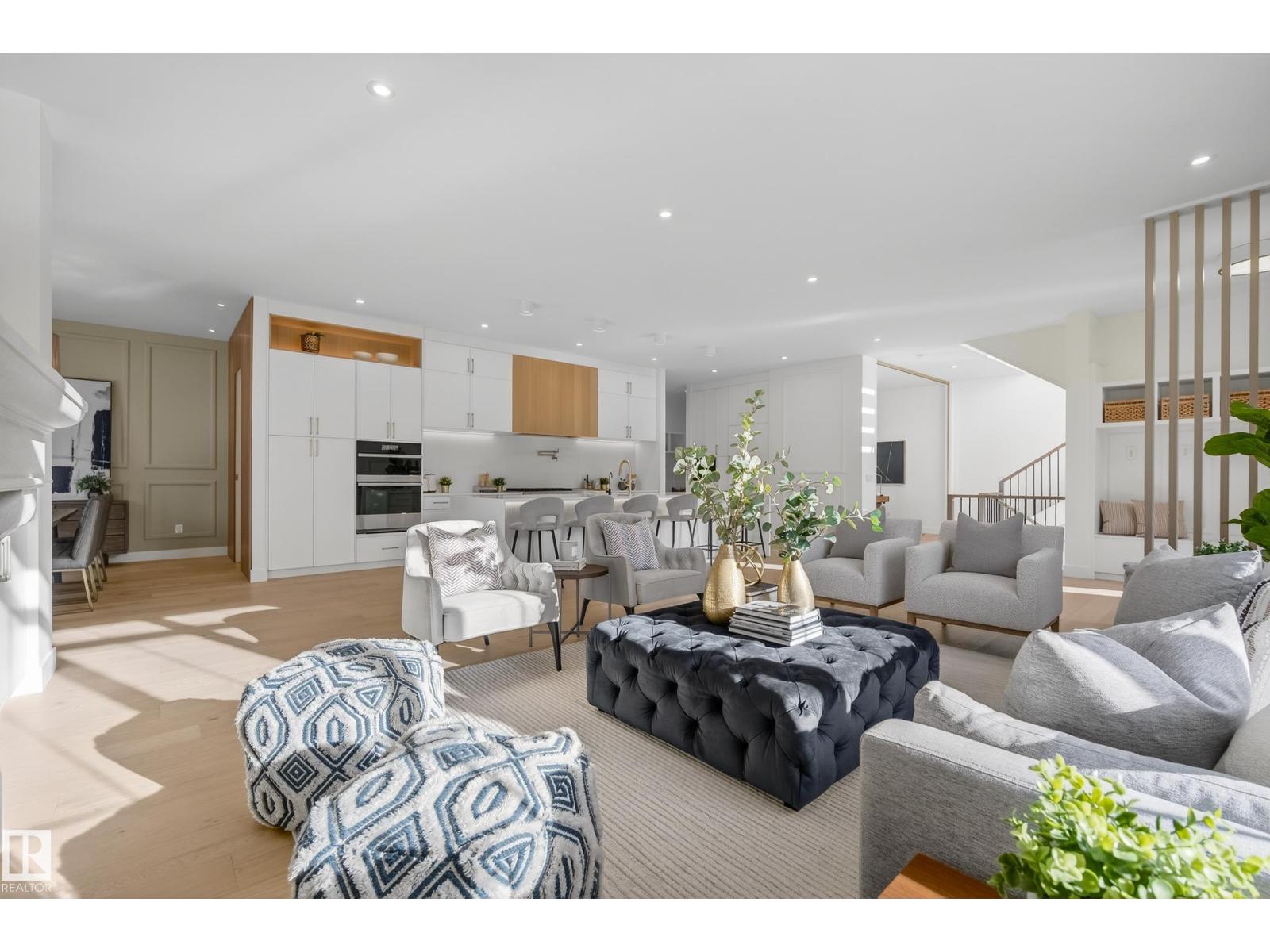 10342 138 ST NW - 18