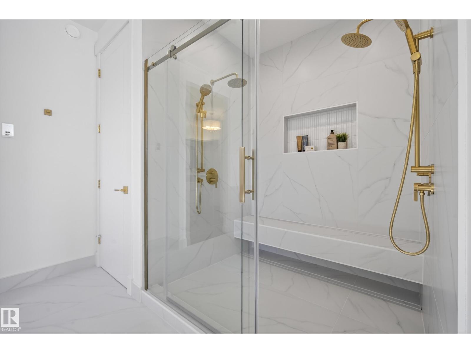 10342 138 ST NW - 40