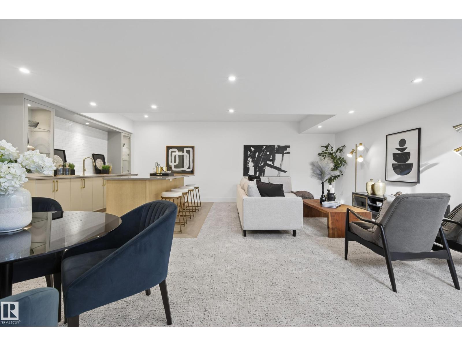 10342 138 ST NW - 60