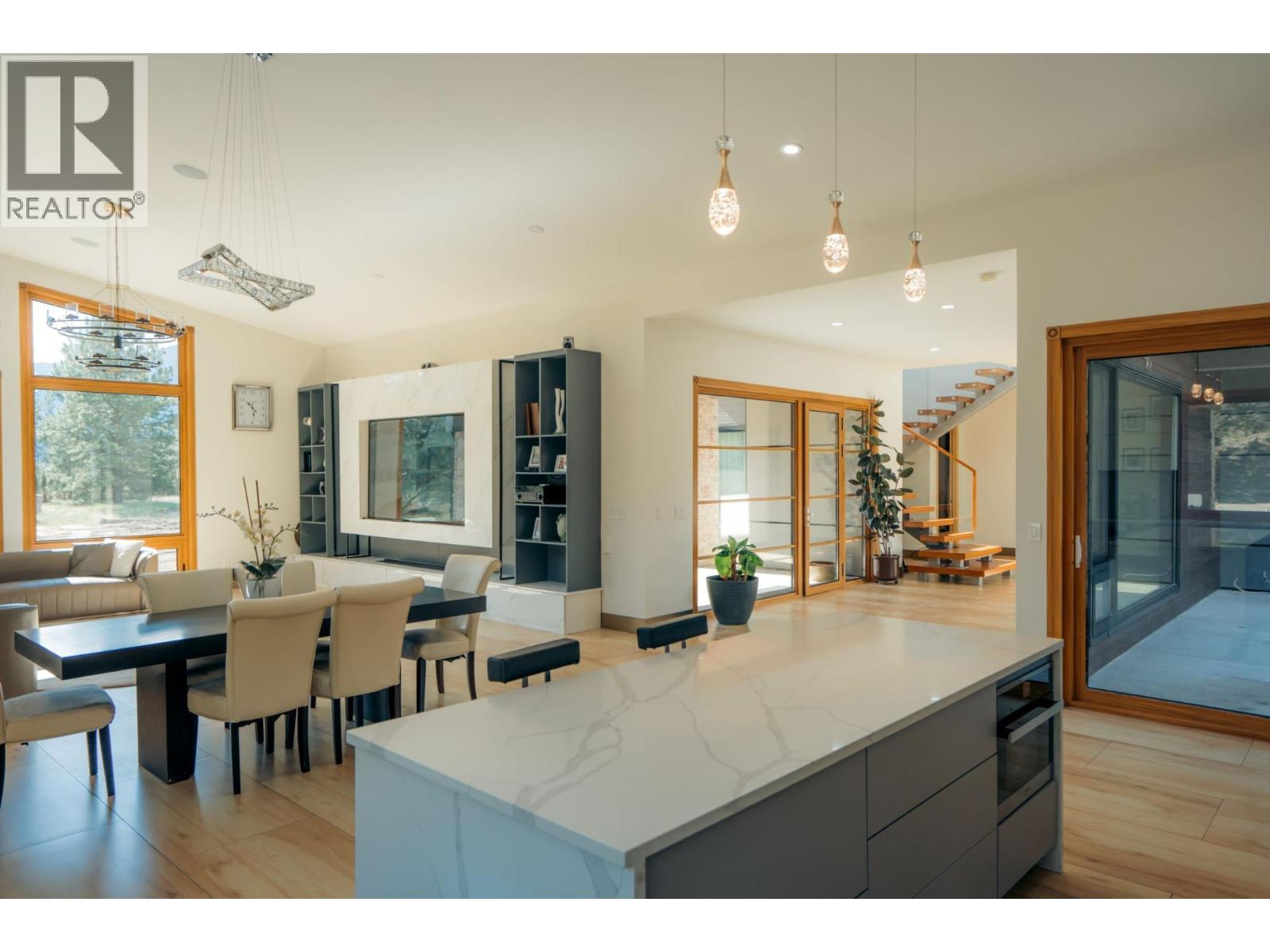2465 COALCHUTE Road - 16