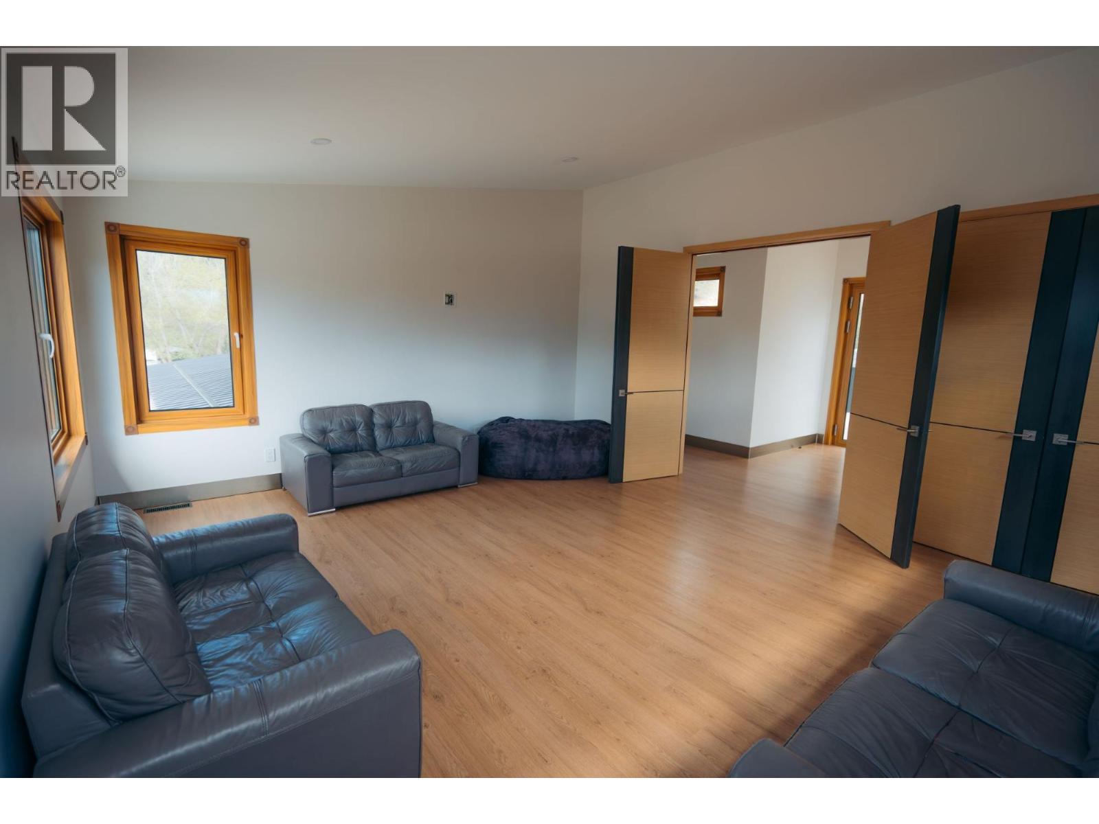 2465 COALCHUTE Road - 41