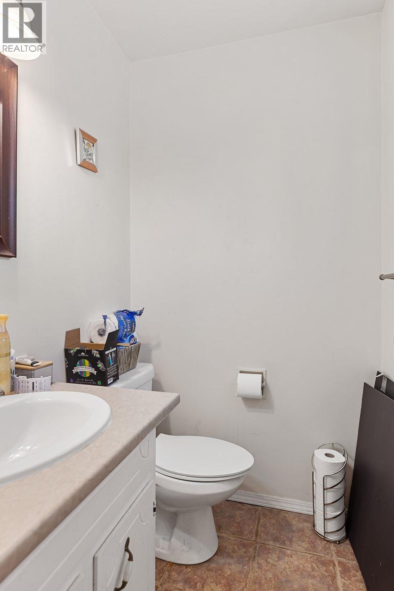 192 THACKER CRESCENT, Prince George